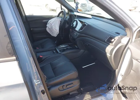 2023 Honda Passport Awd Trailsport z USA, uszkodzony, nr VIN 5FNYF8H68PB021277